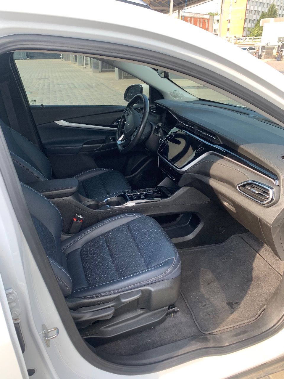 Chevrolet Bolt EUV - фото 9