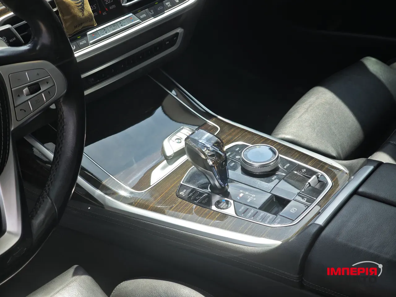 BMW X7 - фото 19