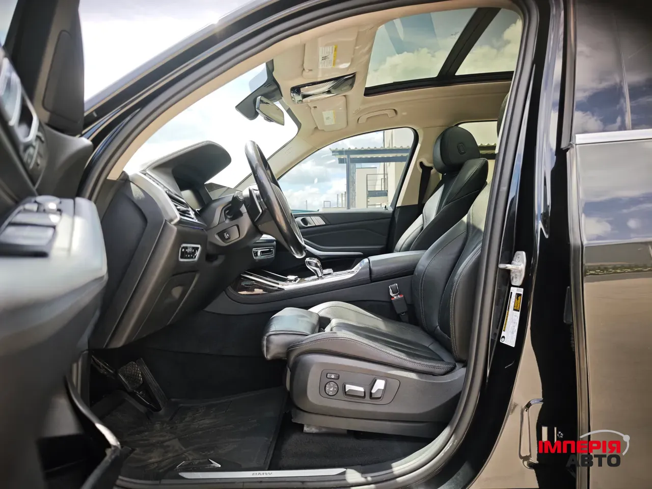 BMW X7 - фото 12