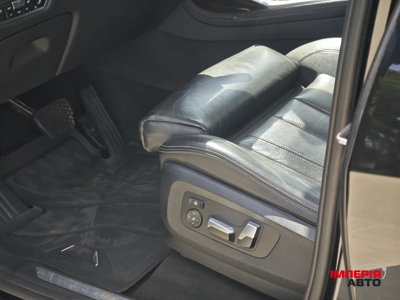 BMW X7 - фото 13