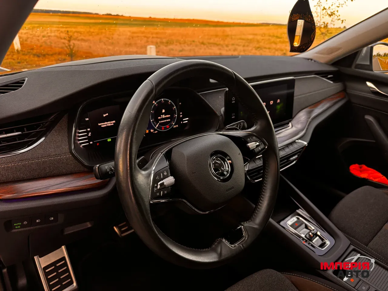 Skoda Octavia - фото 3