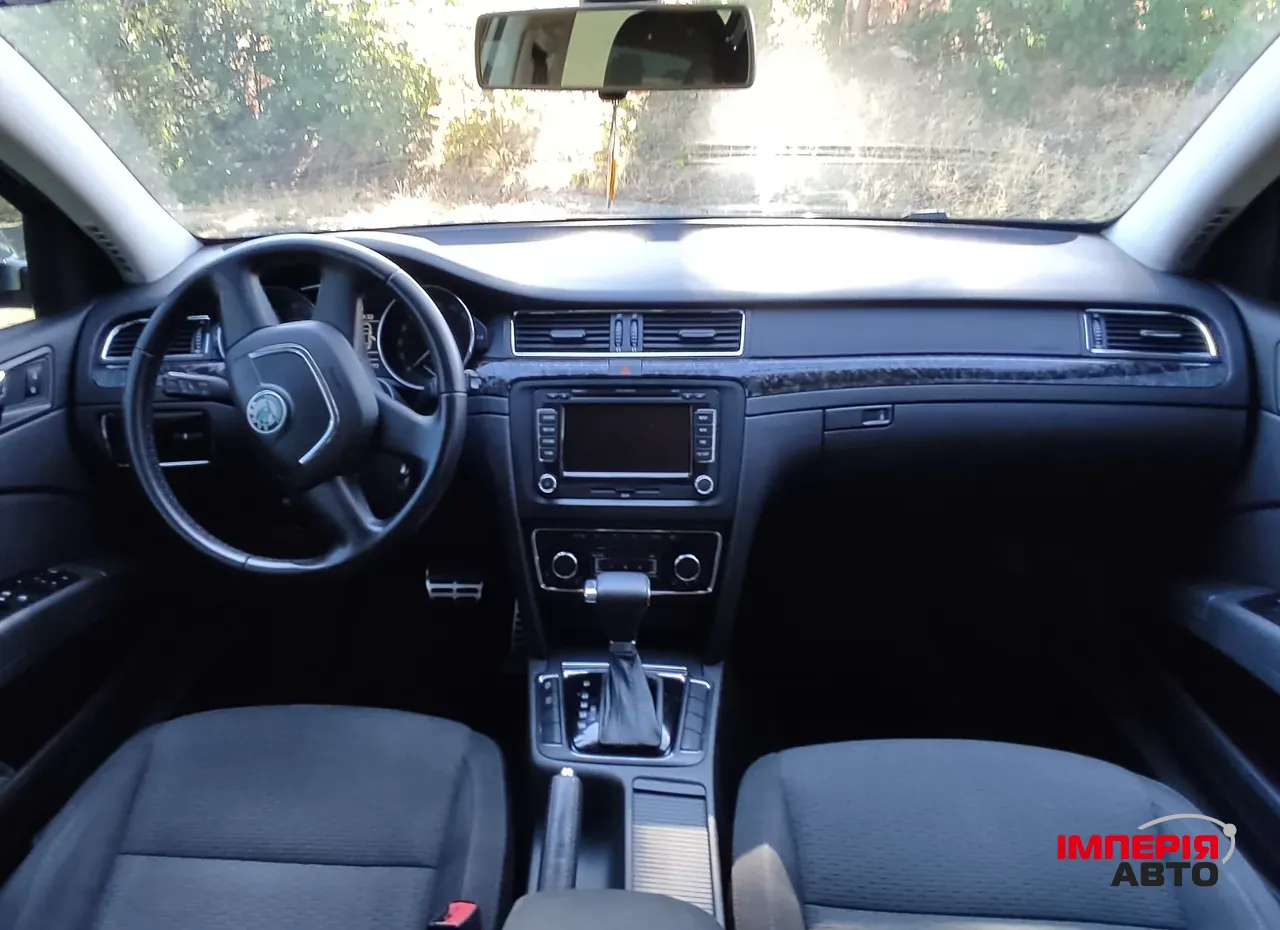 Skoda Superb - фото 6