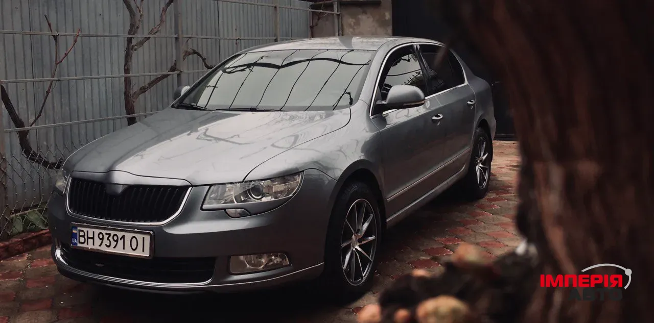 Skoda Superb - фото 1