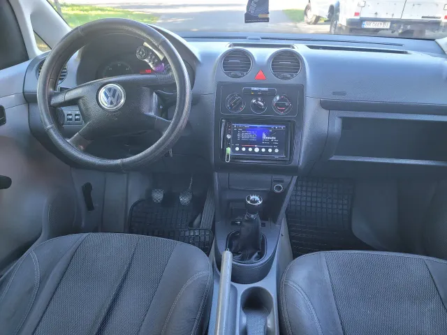 Volkswagen Caddy - фото 3
