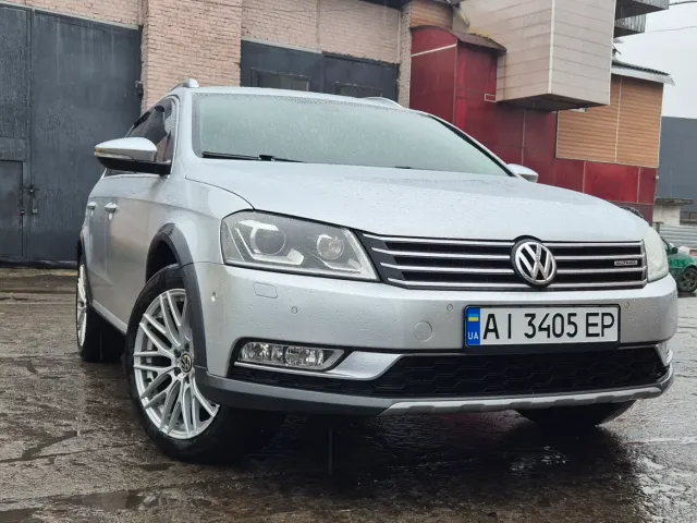 Volkswagen Passat - фото 1
