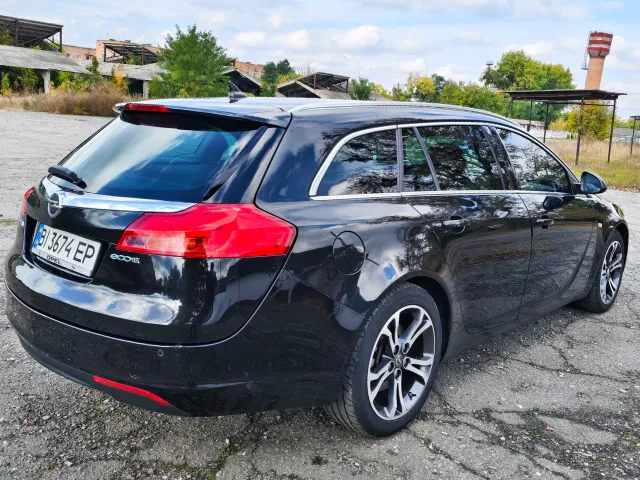 Opel Insignia - фото 4