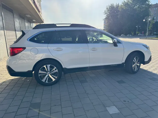 Subaru Outback - фото 4