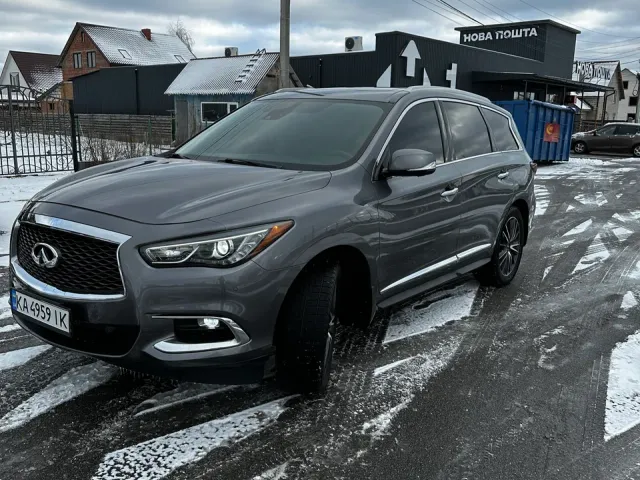 Infiniti QX60 - фото 1