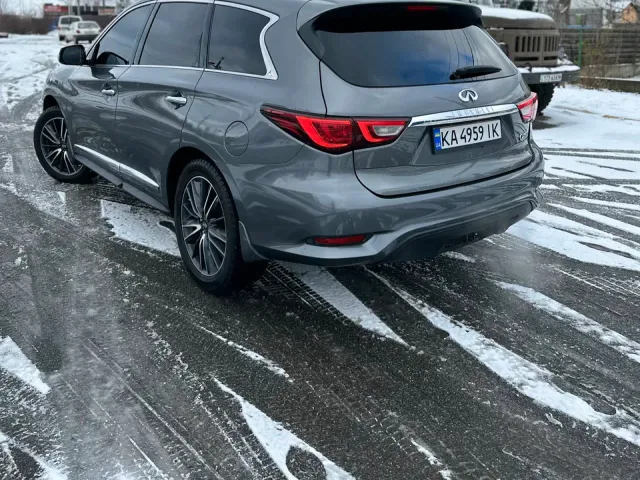 Infiniti QX60 - фото 3