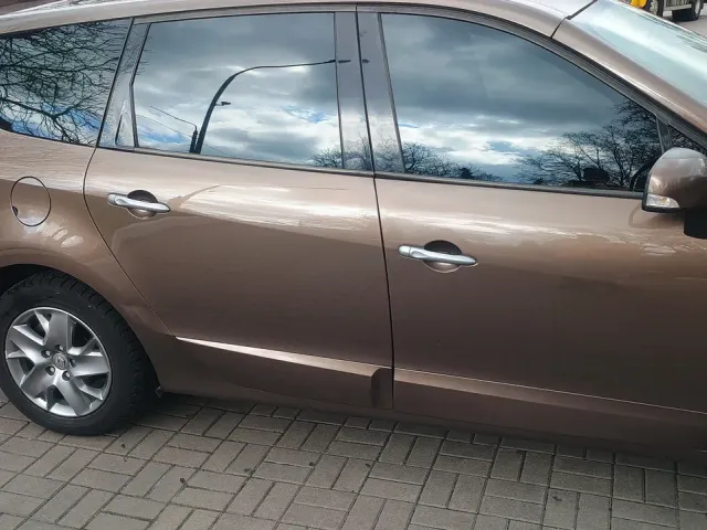 Renault Scenic - фото 3