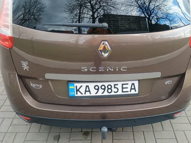 Renault Scenic - фото 5