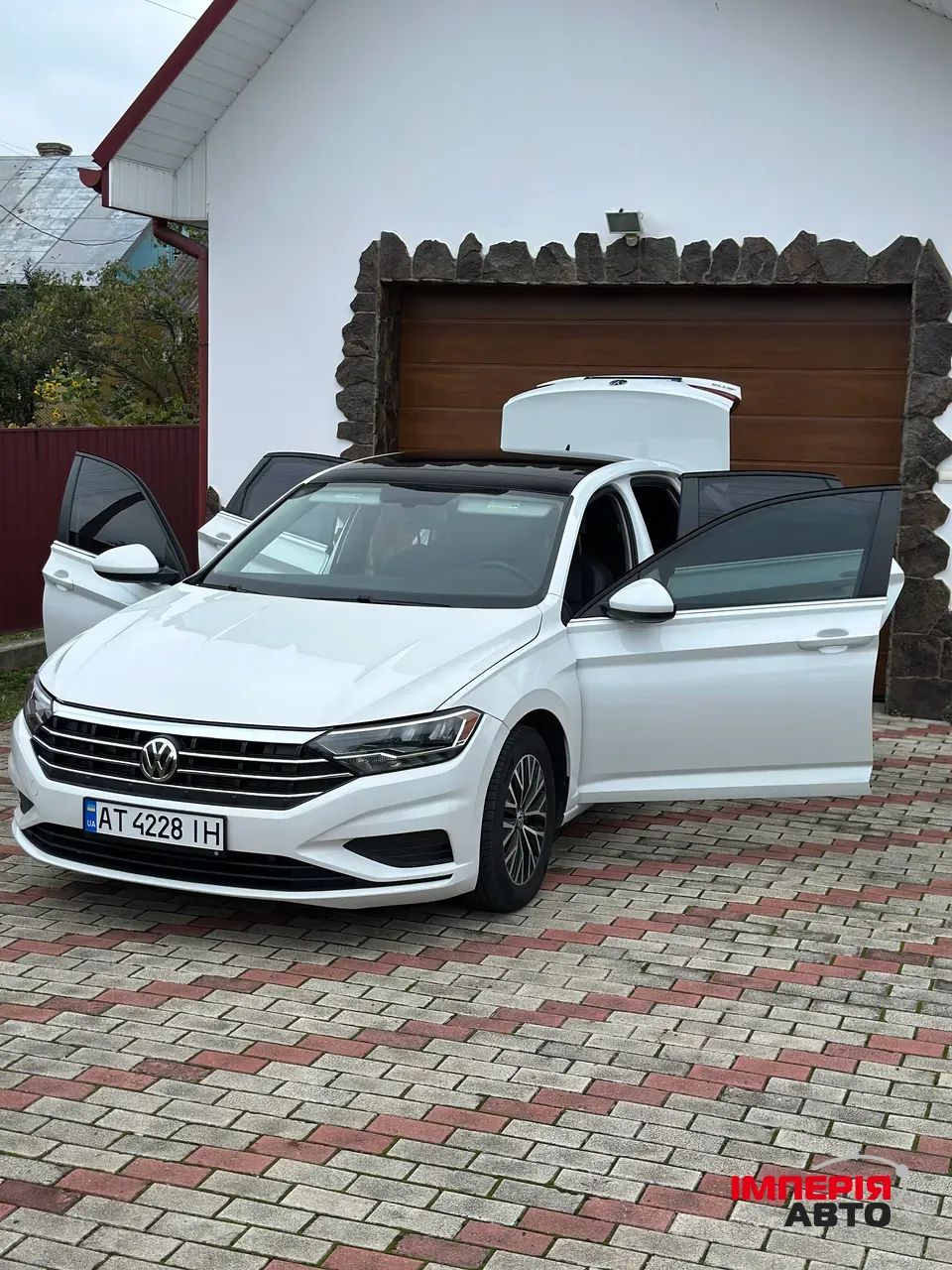 Volkswagen Jetta - фото 4