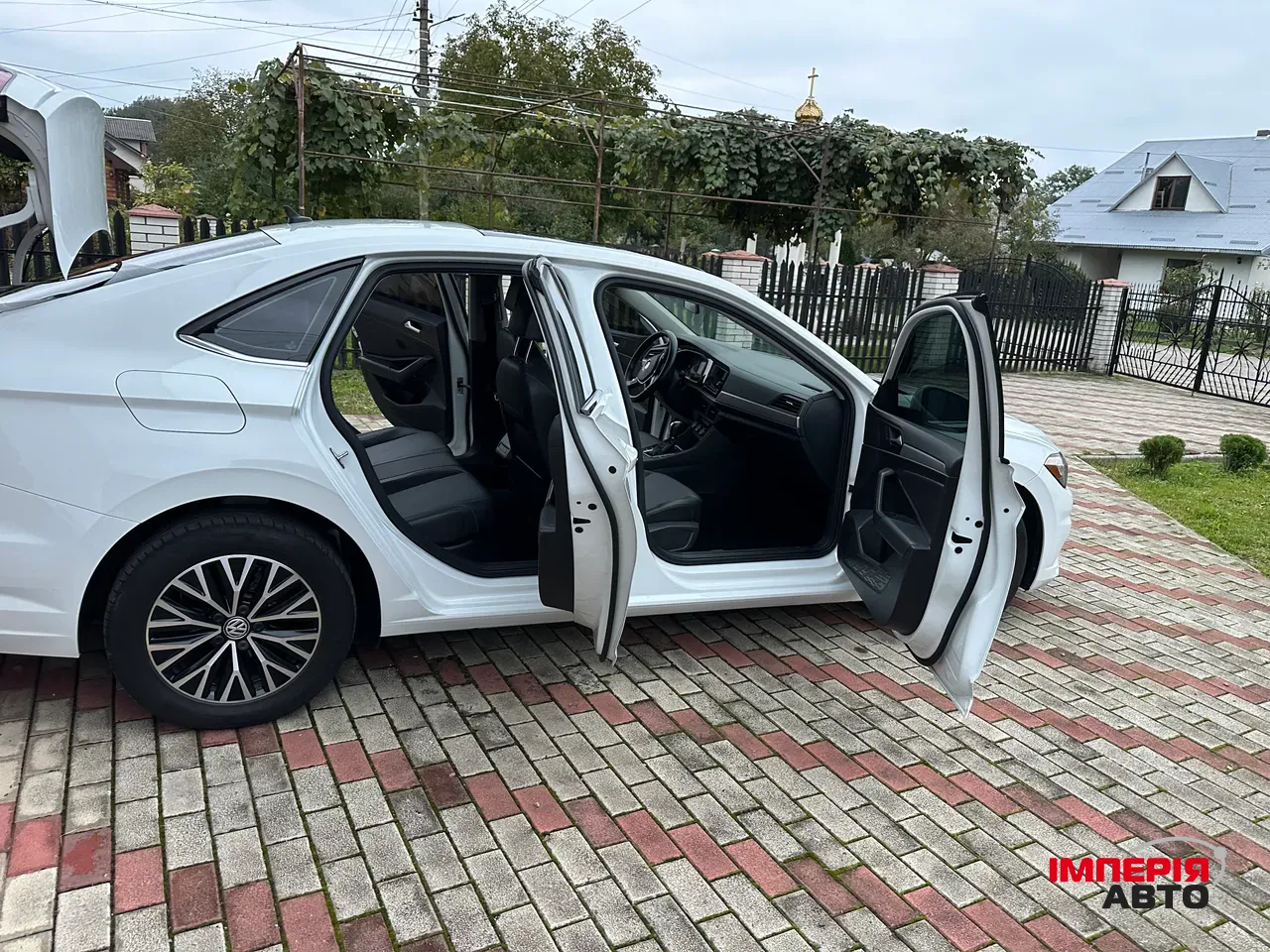 Volkswagen Jetta - фото 5