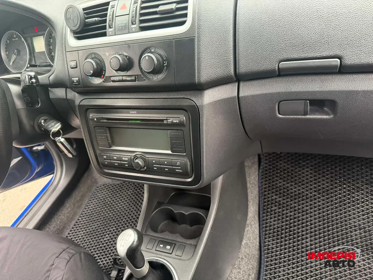 Skoda Fabia - фото 16