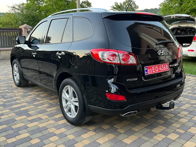 Hyundai Santa Fe - фото 3