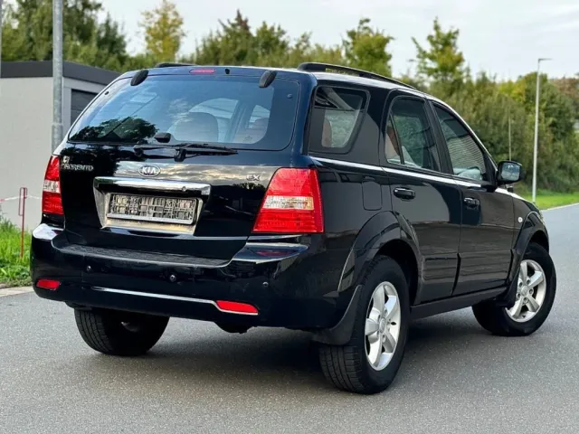 Kia Sorento - фото 4