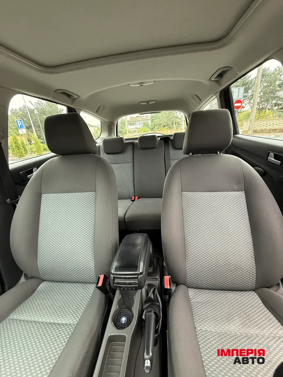 Ford Focus - фото 11