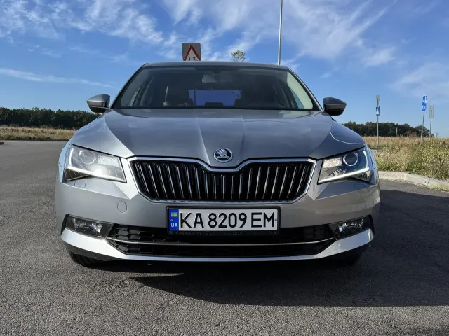 Skoda Superb - фото 2