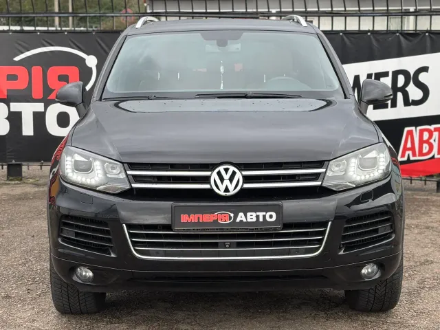 Volkswagen Touareg - фото 2