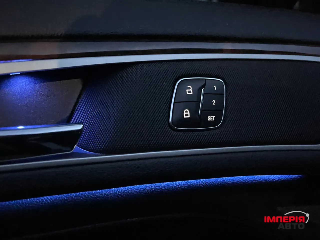 Lincoln MKZ - фото 14