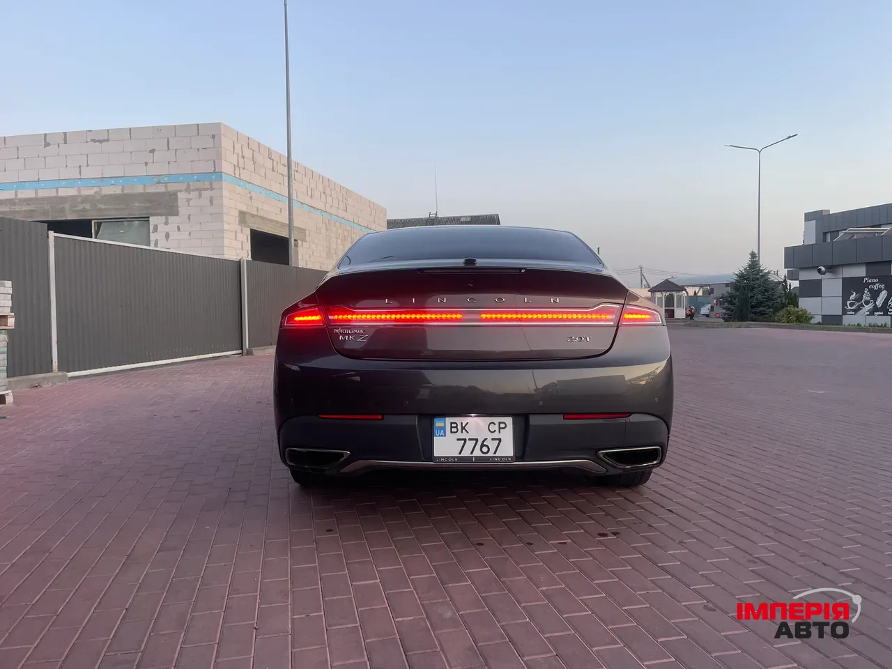 Lincoln MKZ - фото 5