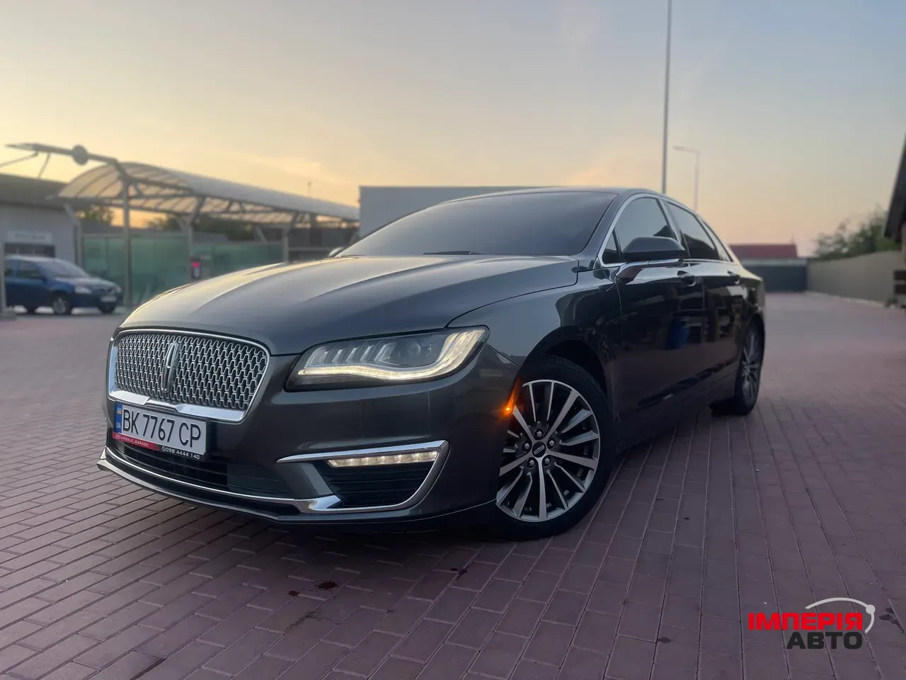 Lincoln MKZ - фото 1