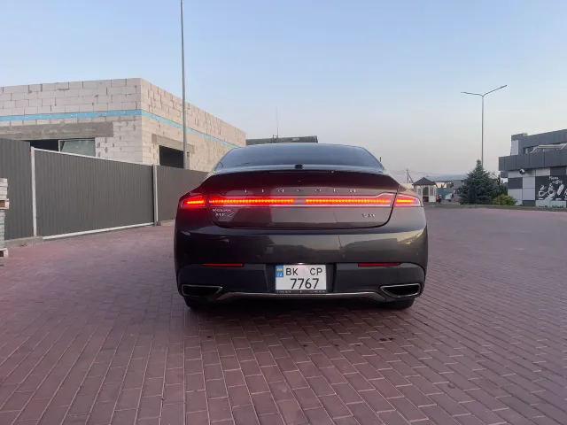 Lincoln MKZ - фото 5