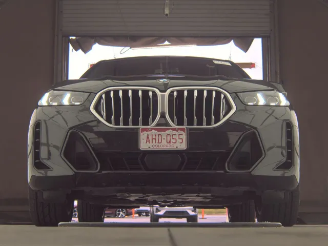 BMW X6 - фото 1