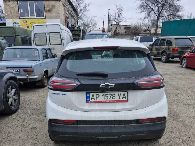 Chevrolet Bolt - фото 2