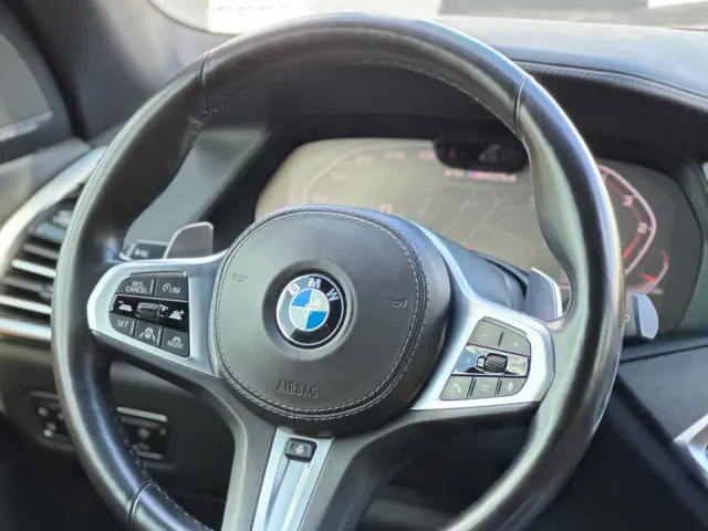 BMW X5 - фото 2