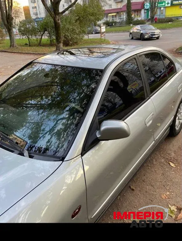 Mitsubishi Galant - фото 3