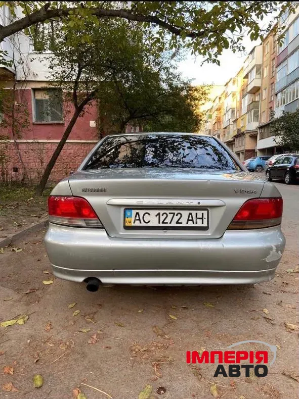Mitsubishi Galant - фото 2