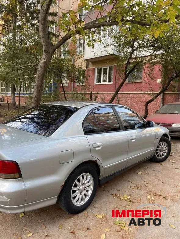 Mitsubishi Galant - фото 4