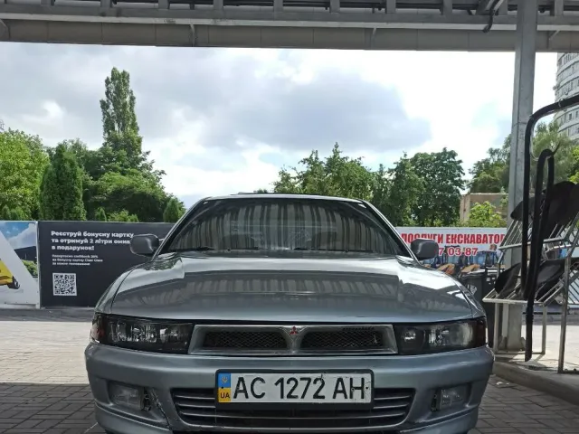 Mitsubishi Galant - фото 1
