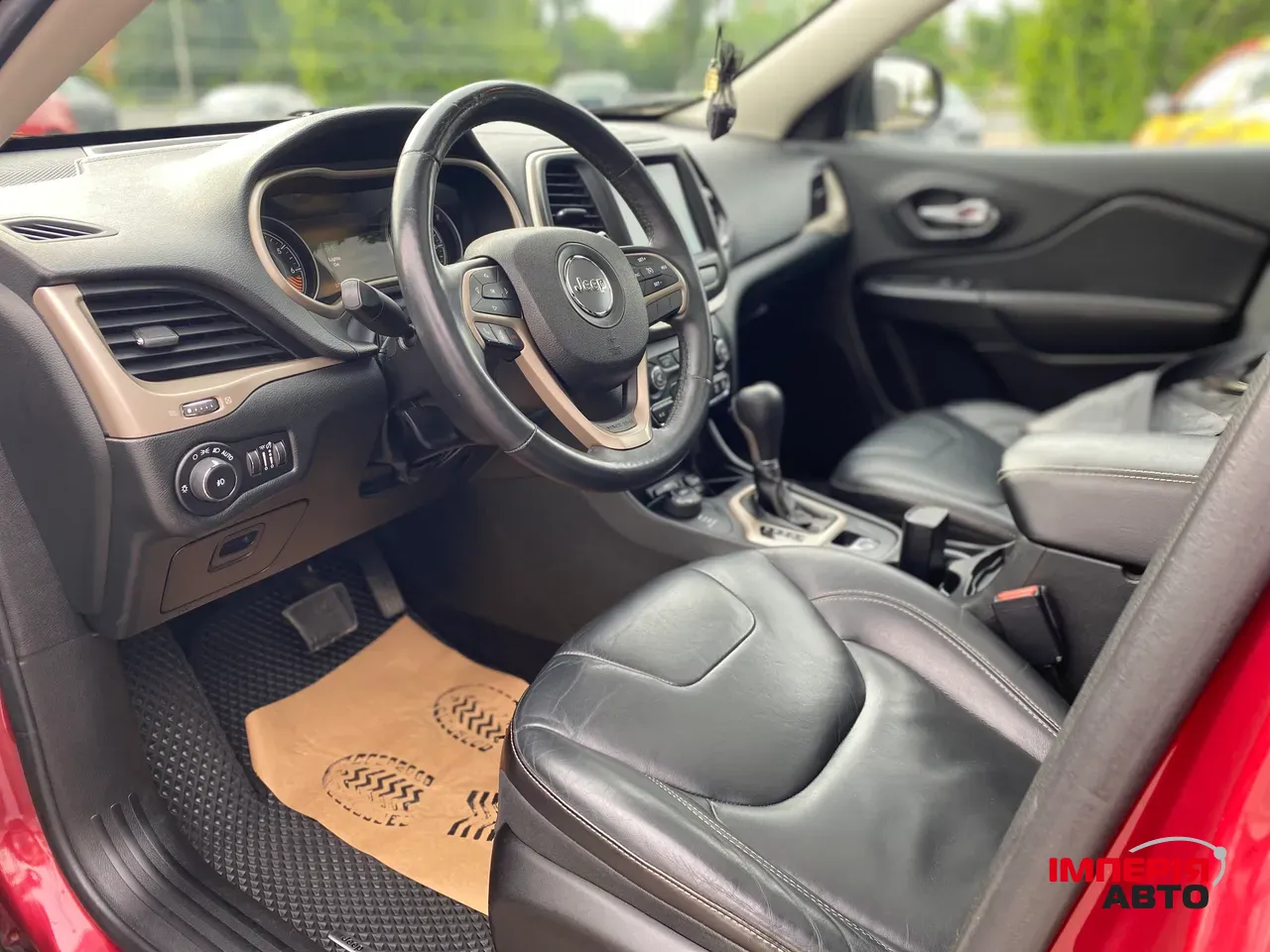 Jeep Cherokee - фото 9