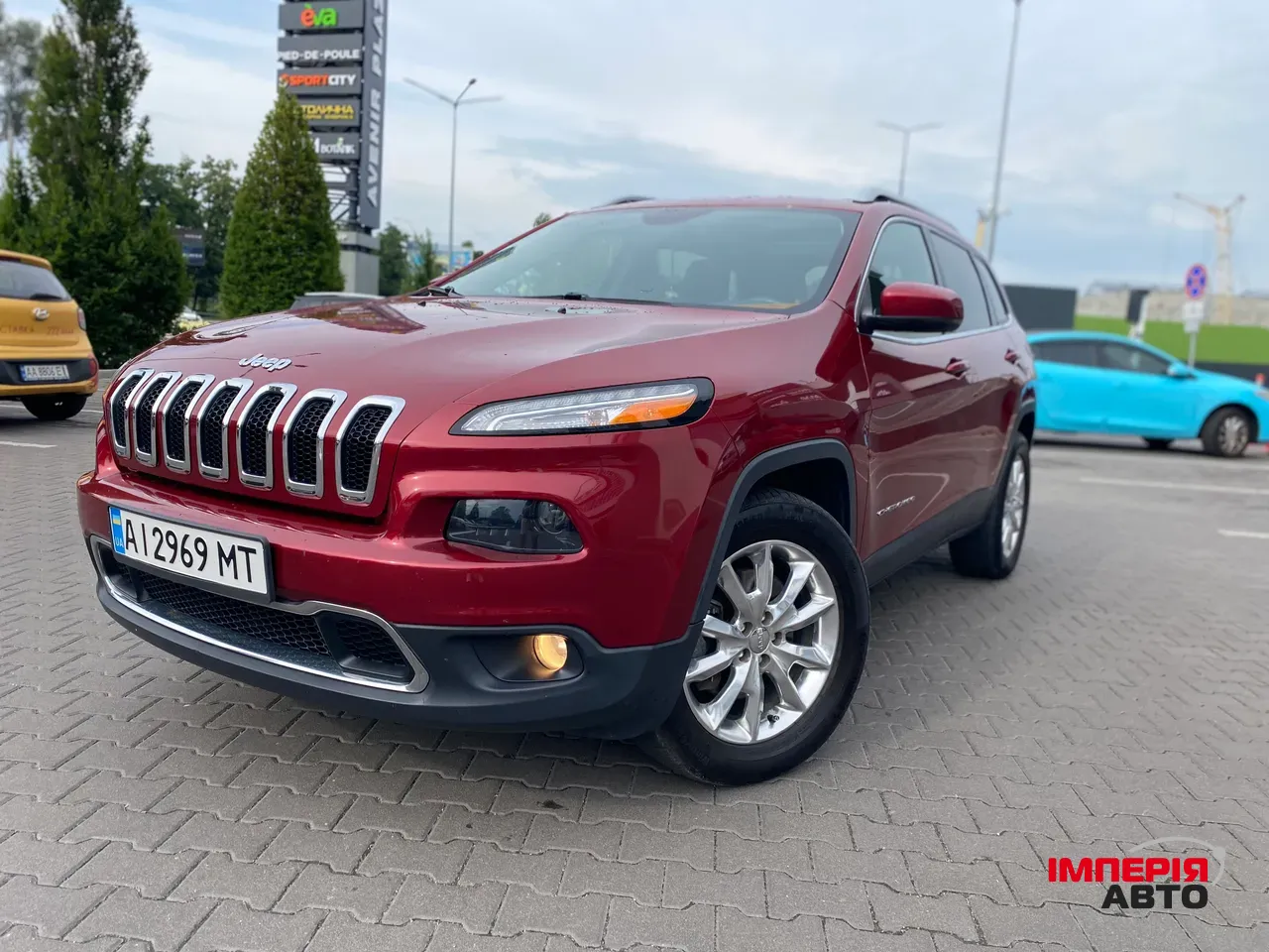 Jeep Cherokee - фото 1