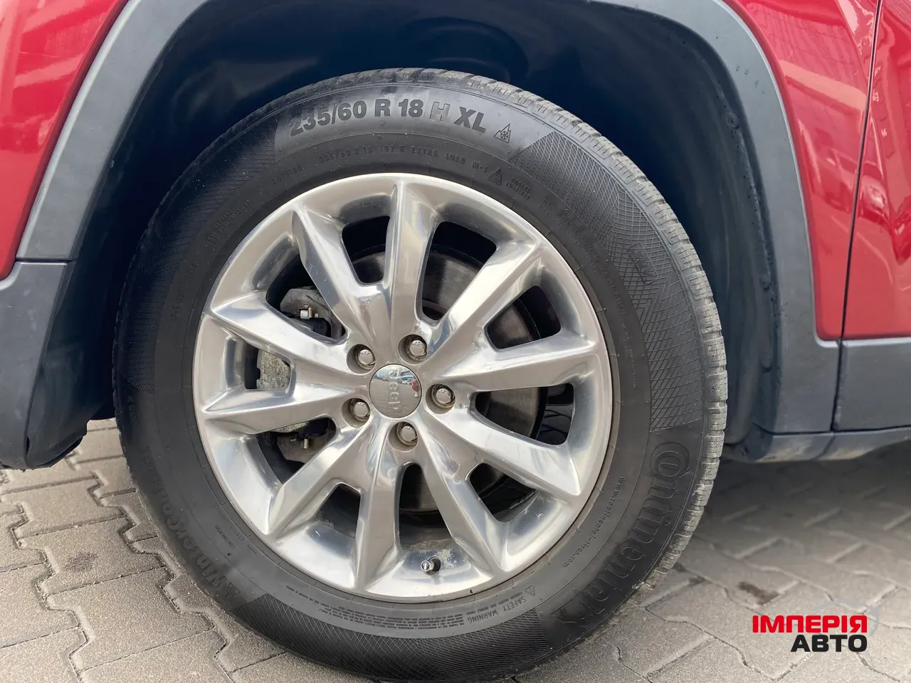 Jeep Cherokee - фото 5