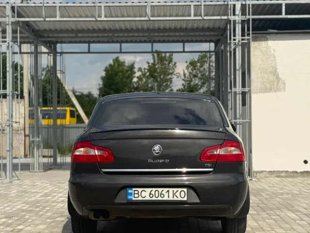 Skoda Superb - фото 3