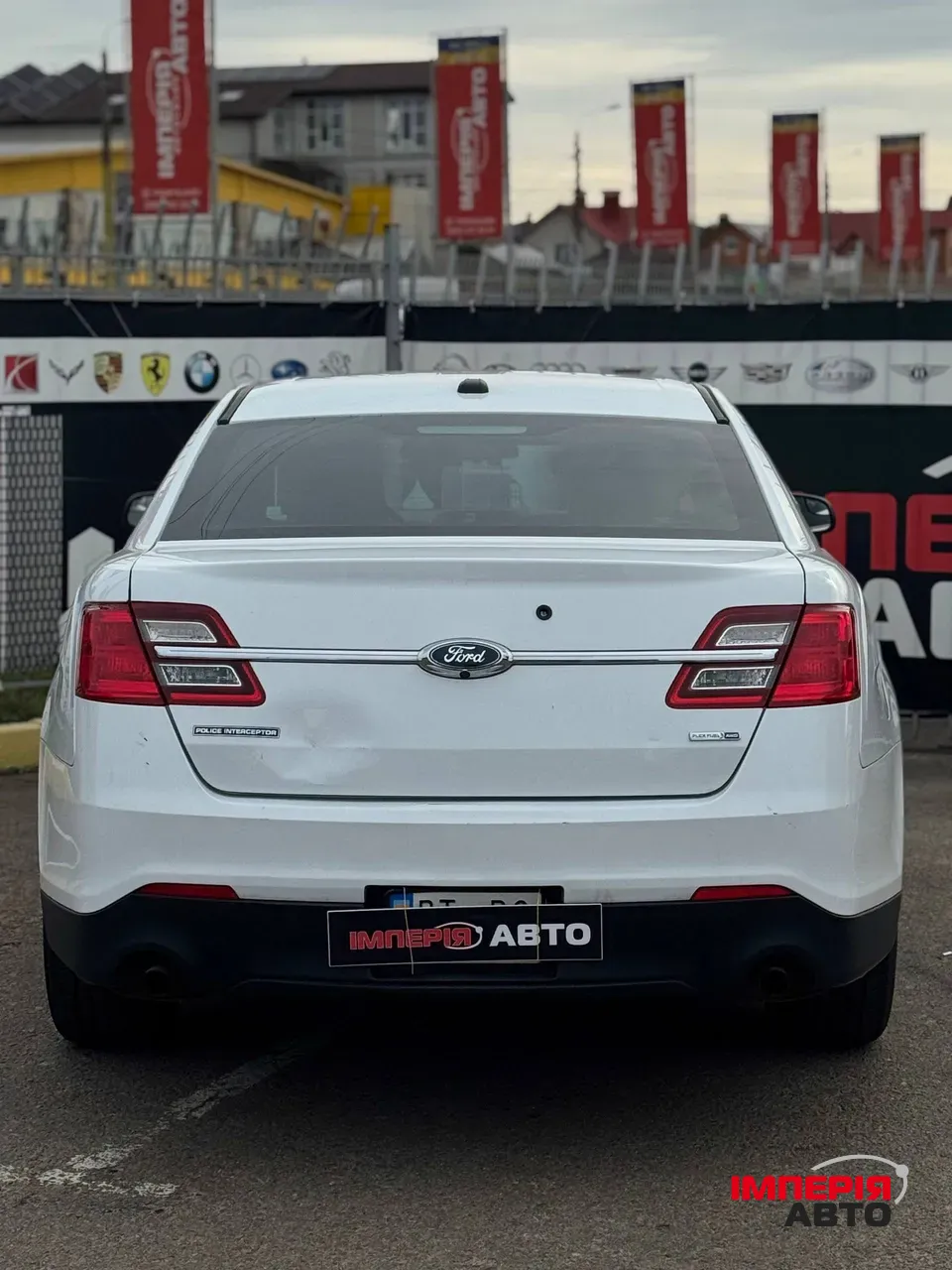 Ford Taurus - фото 3