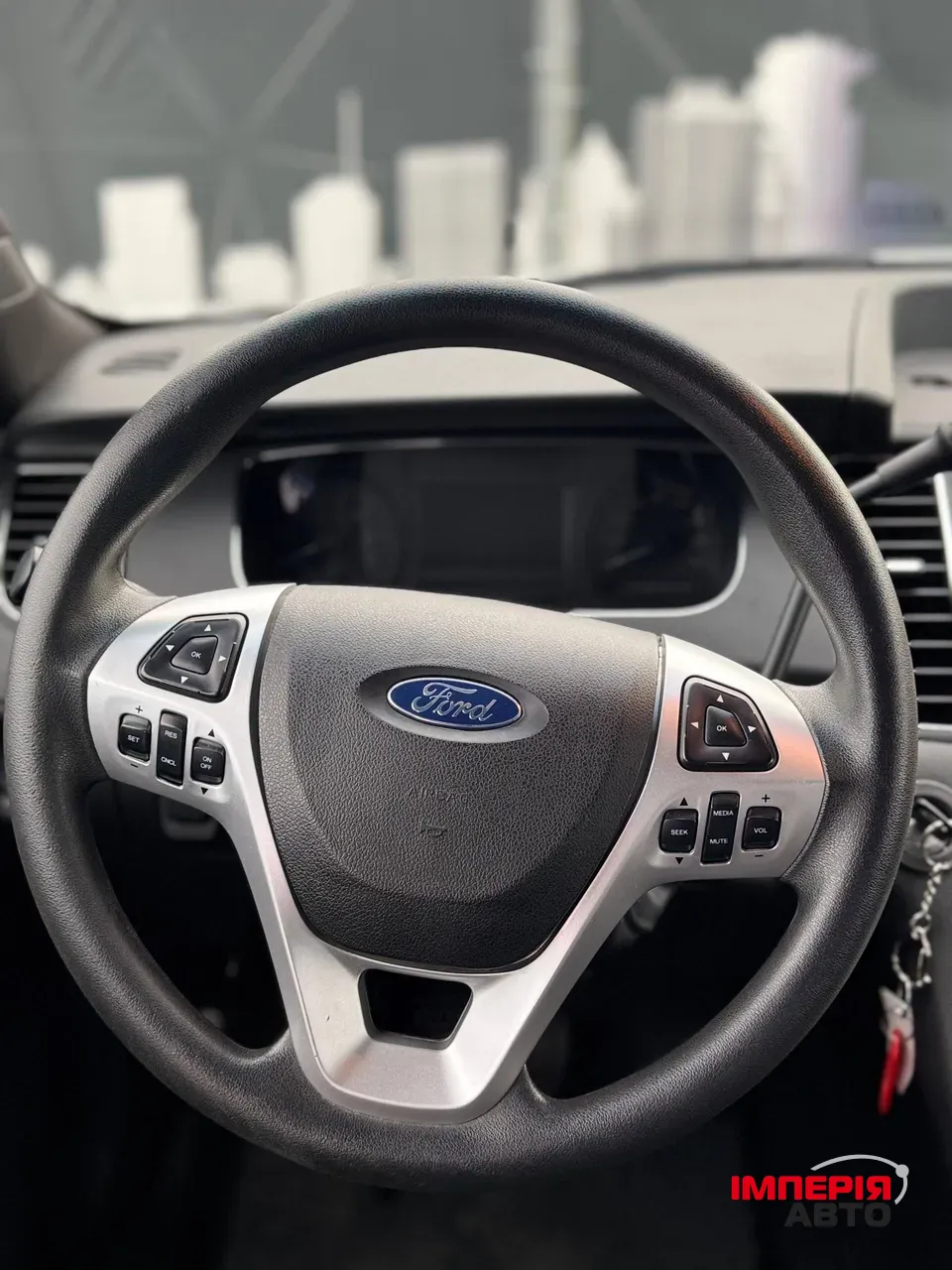 Ford Taurus - фото 9