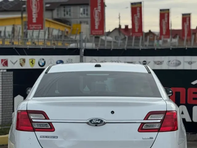 Ford Taurus - фото 3