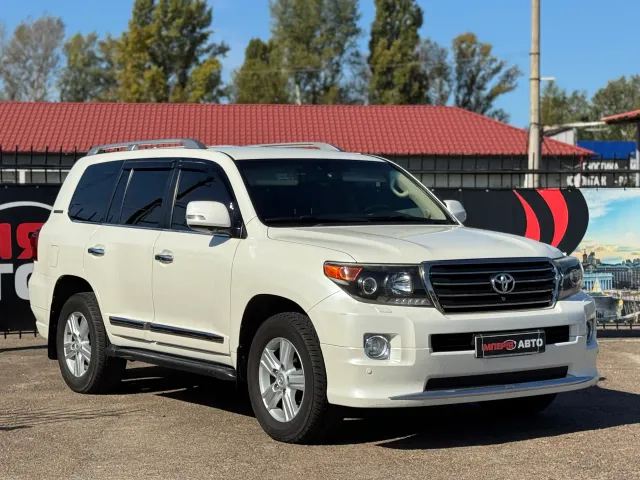 Toyota Land Cruiser - фото 5