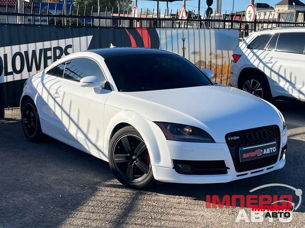 Audi TT - фото 1