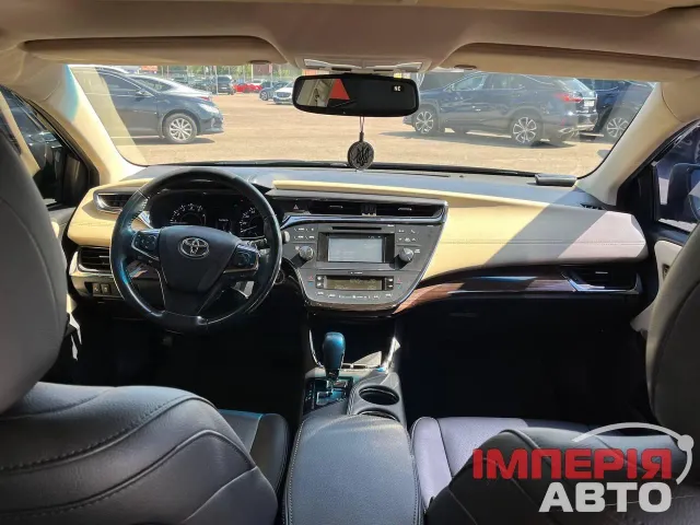 Toyota Avalon - фото 3