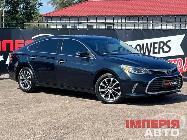 Toyota Avalon - фото 1