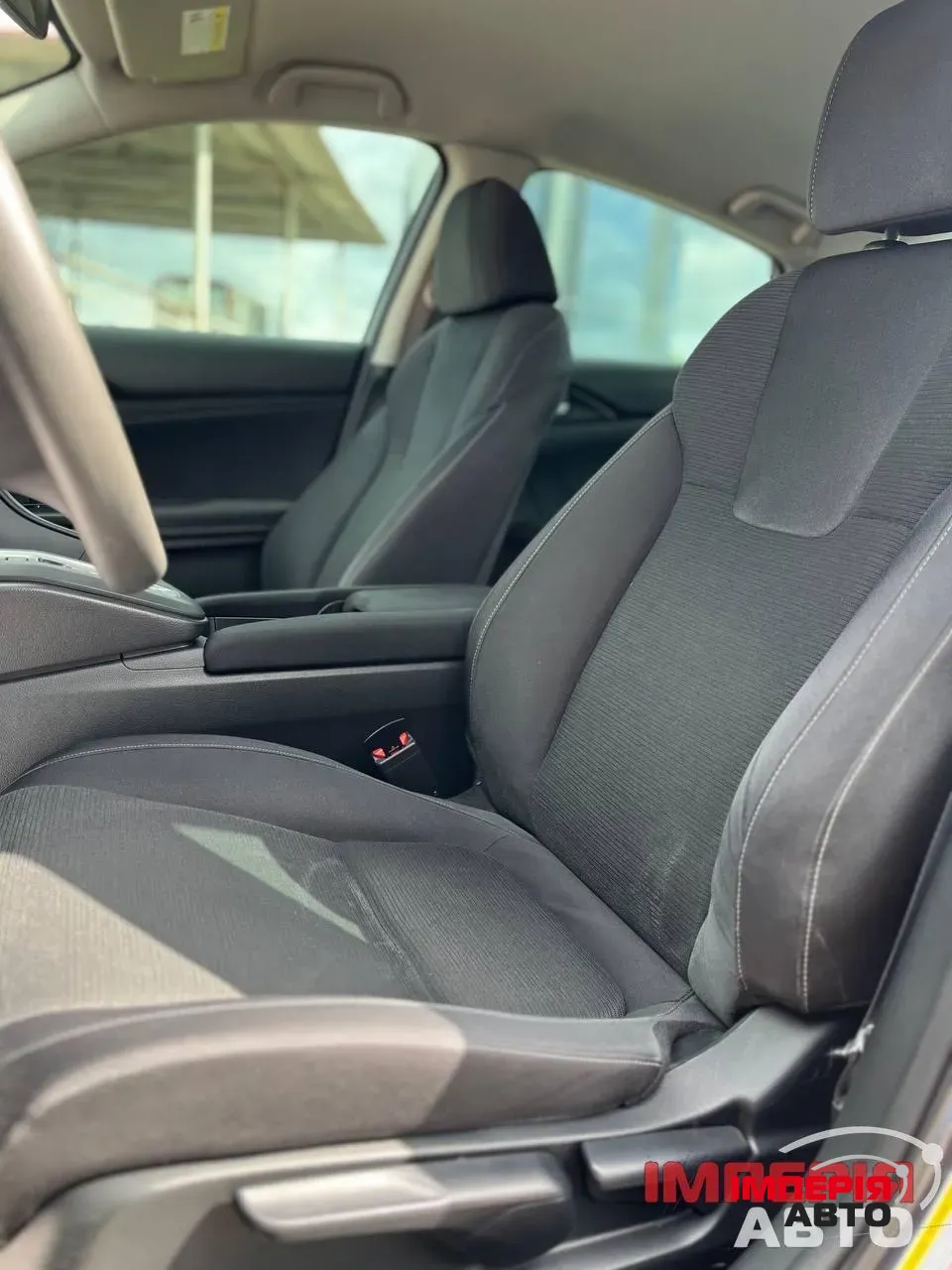 Honda Insight - фото 2