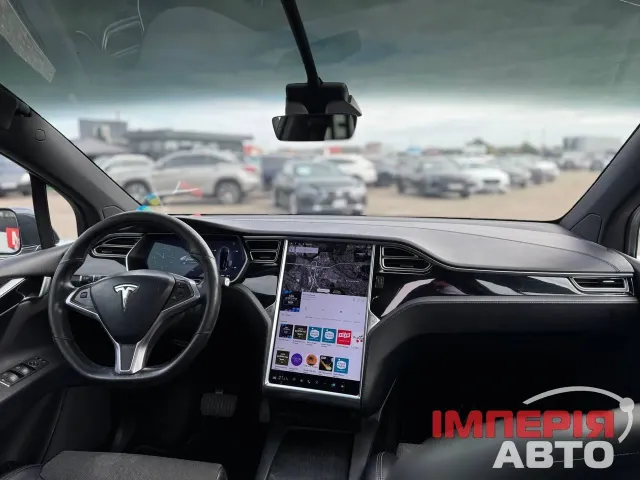 Tesla Model X - фото 4