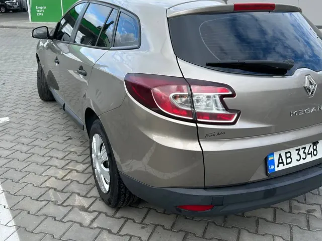 Renault Megane - фото 5