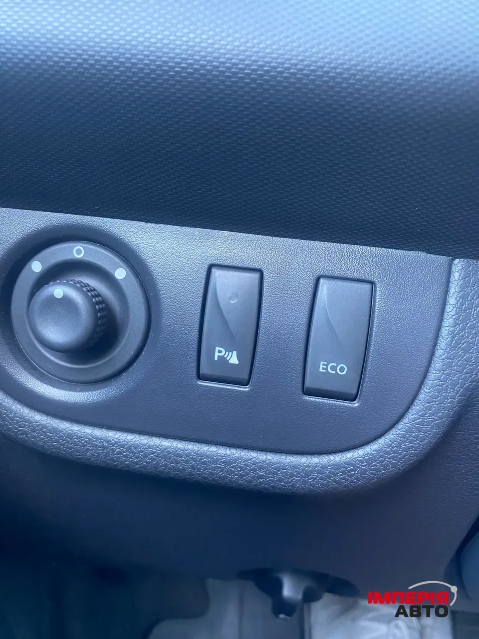 Renault Sandero - фото 10