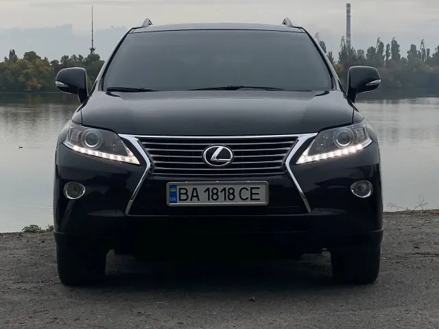 Lexus RX - фото 5
